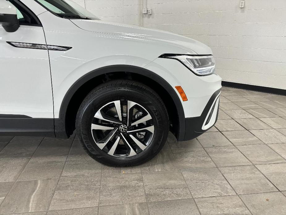 new 2024 Volkswagen Tiguan car, priced at $29,980