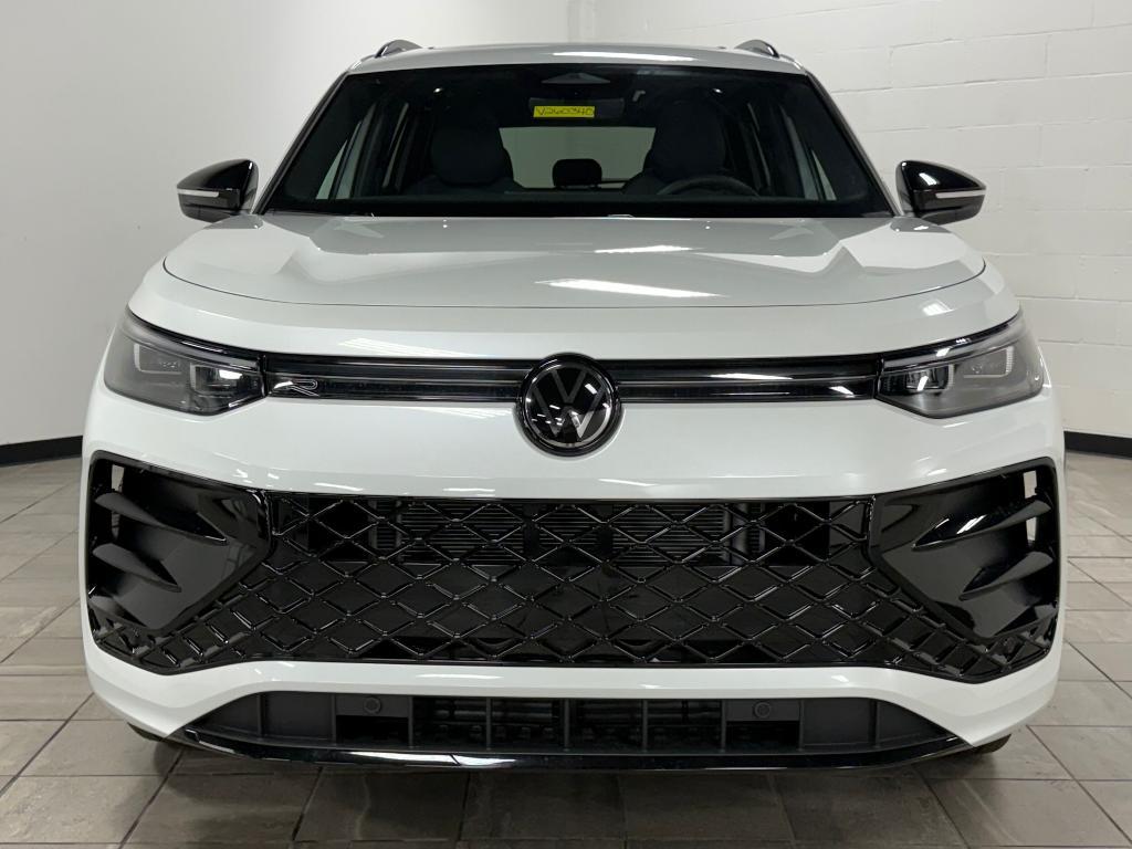 new 2026 Volkswagen Tiguan car, priced at $40,956