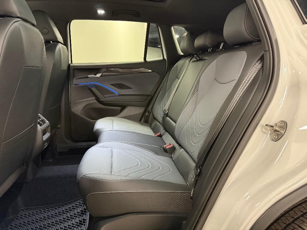 new 2026 Volkswagen Tiguan car, priced at $40,956