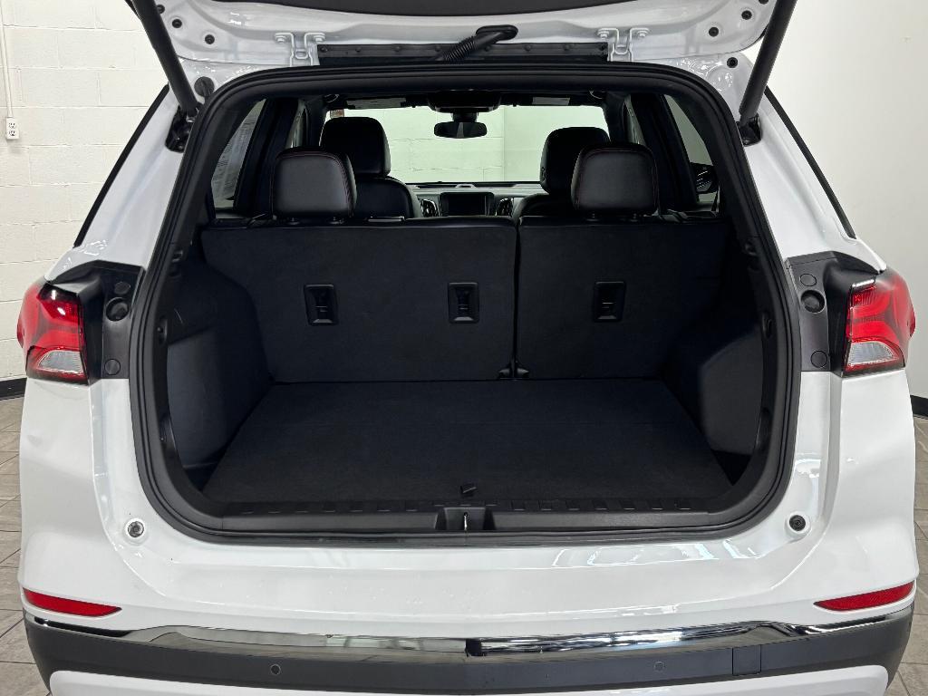 used 2023 Chevrolet Equinox car, priced at $25,800