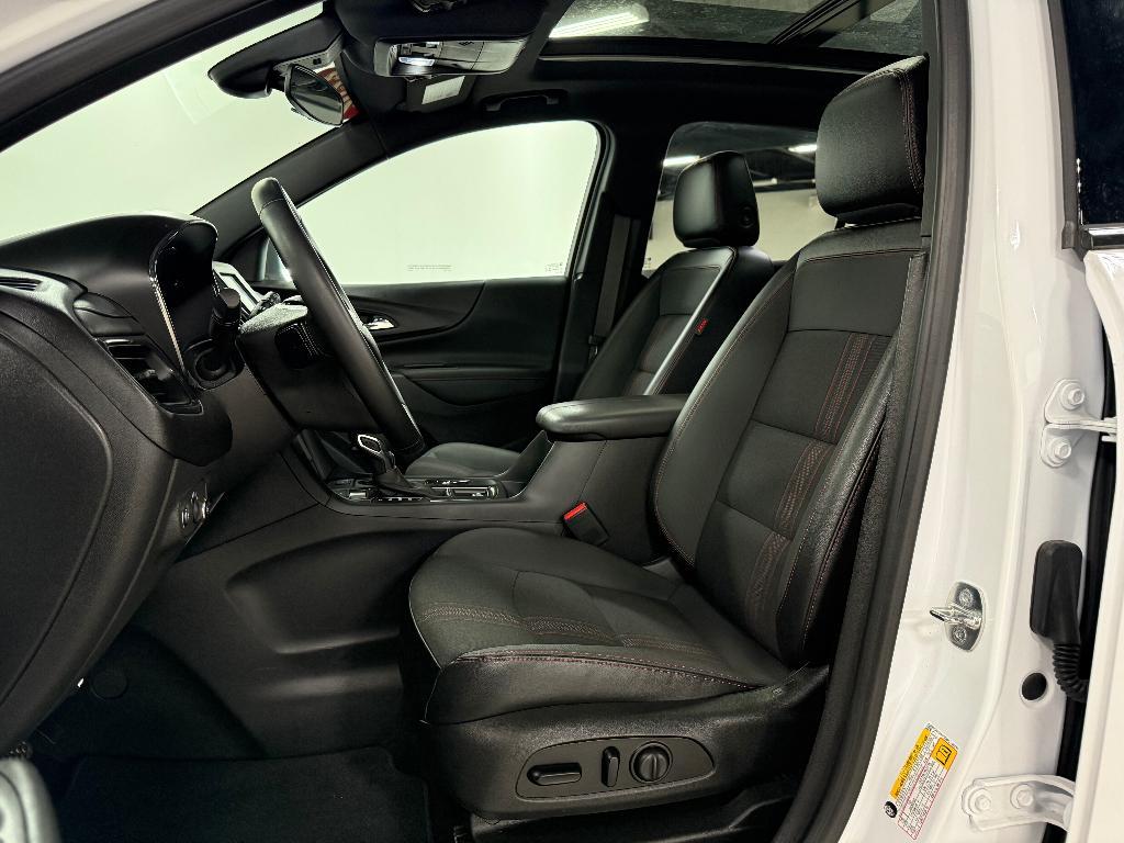 used 2023 Chevrolet Equinox car, priced at $25,800