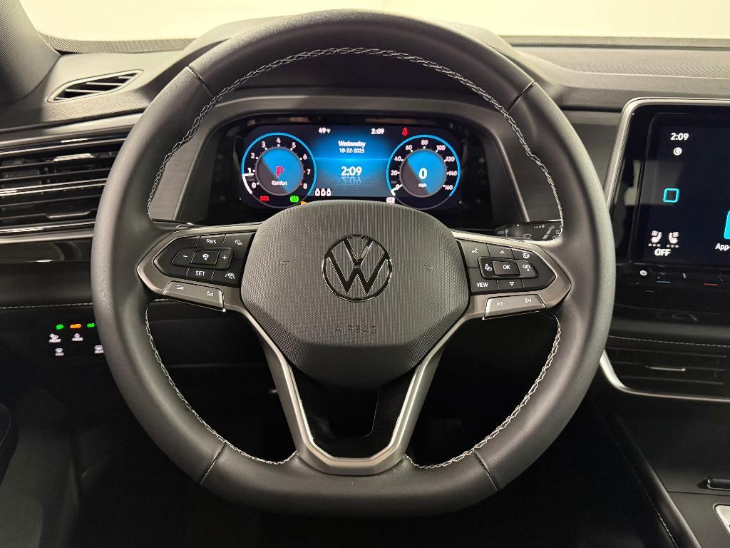 new 2026 Volkswagen Atlas Cross Sport car, priced at $40,635