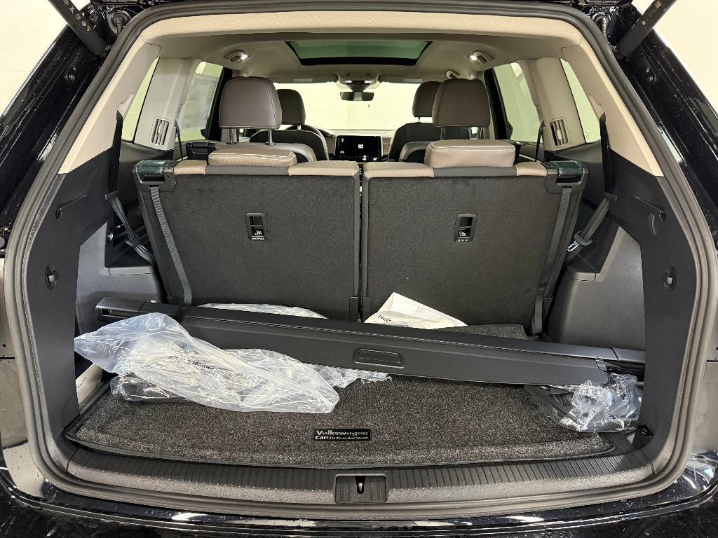 new 2026 Volkswagen Atlas car, priced at $50,428