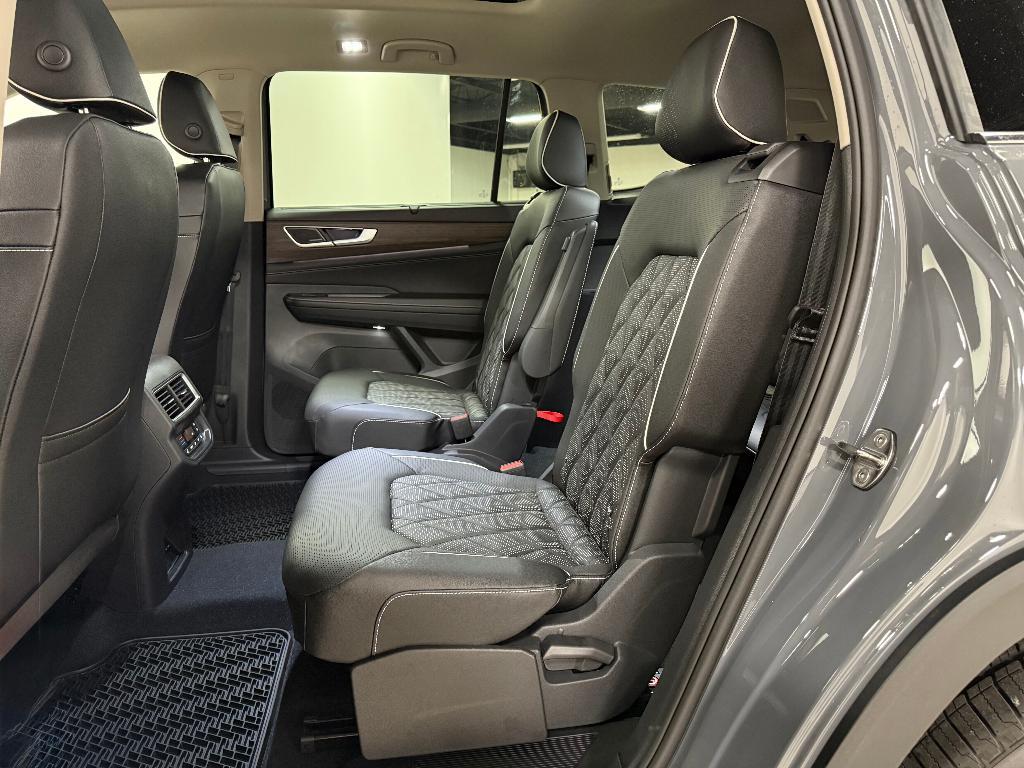 new 2026 Volkswagen Atlas car, priced at $55,185