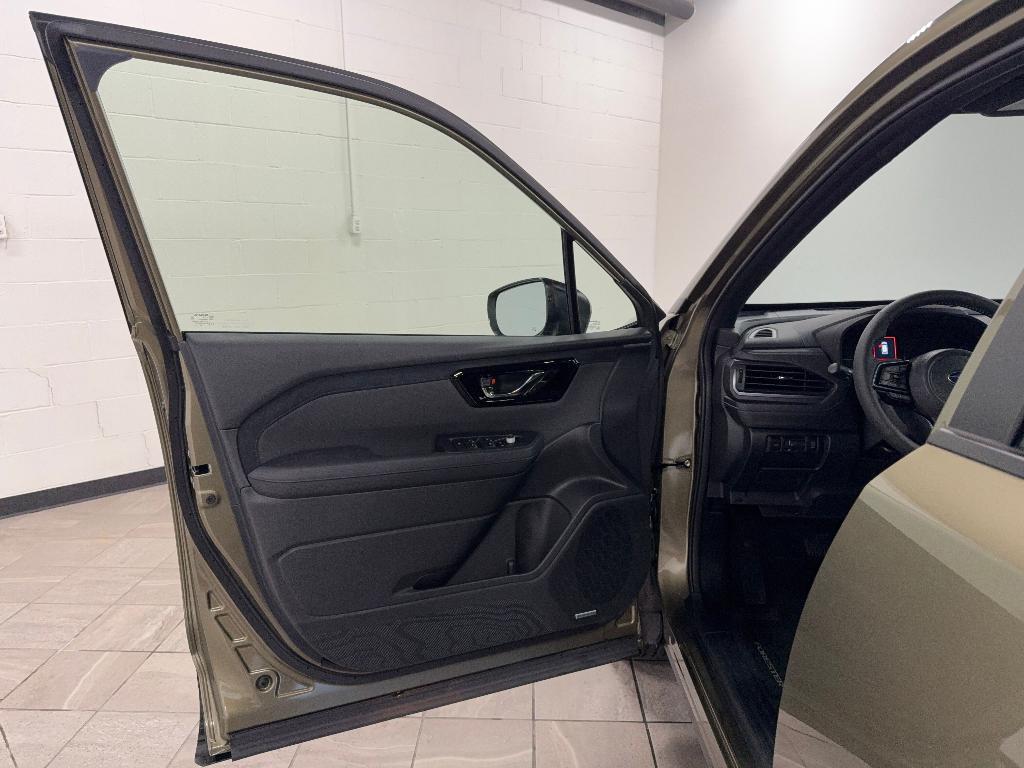 new 2025 Subaru Forester car, priced at $39,535