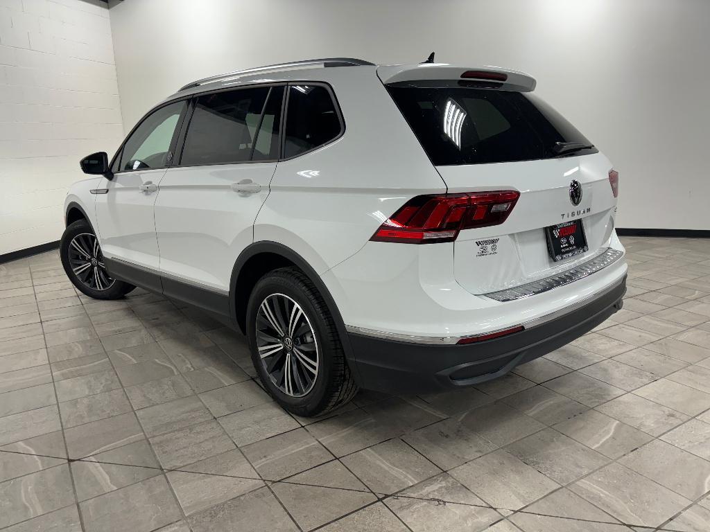 new 2024 Volkswagen Tiguan car, priced at $32,276