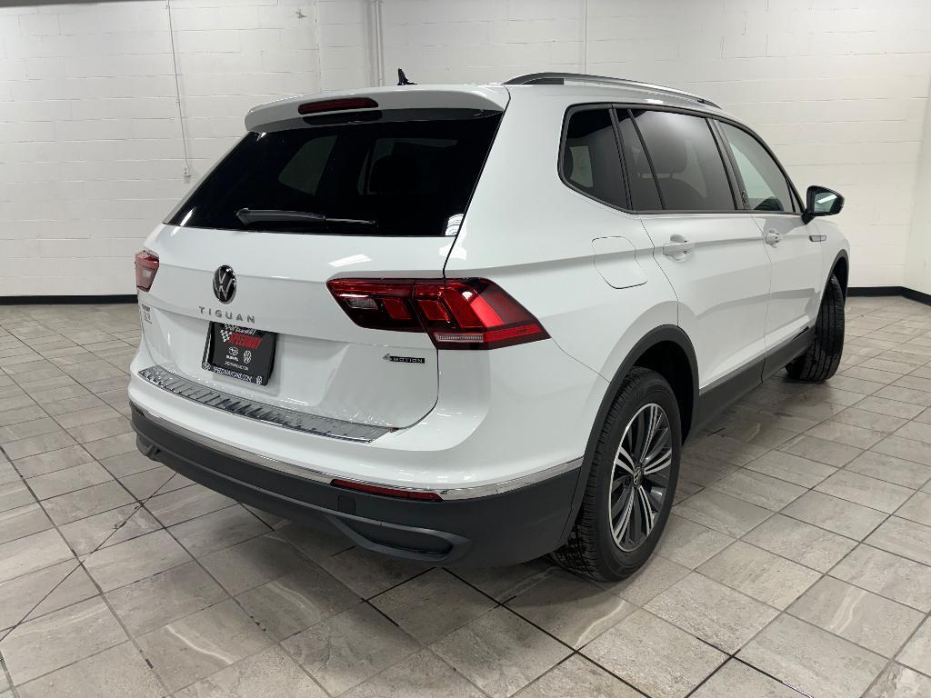 new 2024 Volkswagen Tiguan car, priced at $32,276