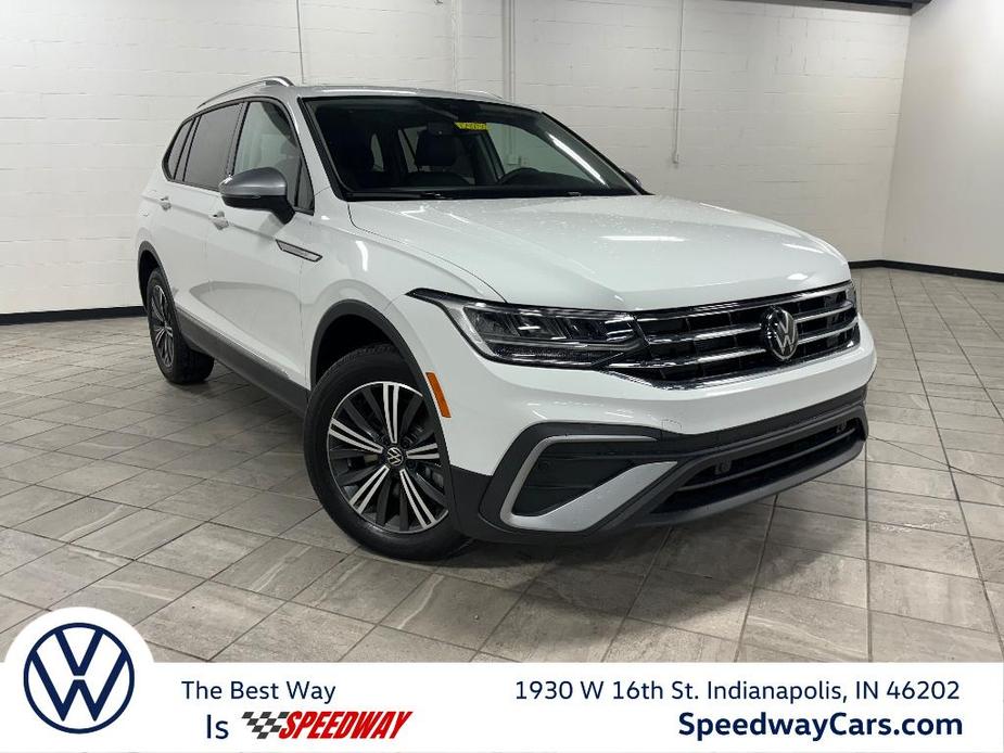 new 2024 Volkswagen Tiguan car, priced at $32,276