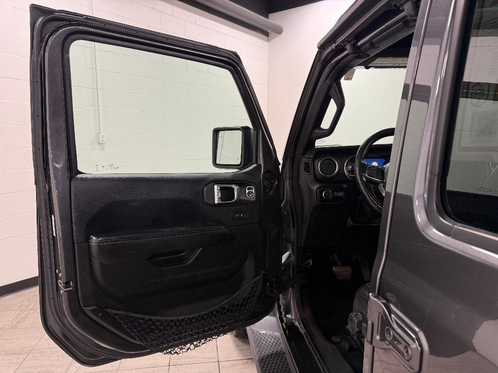 used 2019 Jeep Wrangler Unlimited car, priced at $24,287