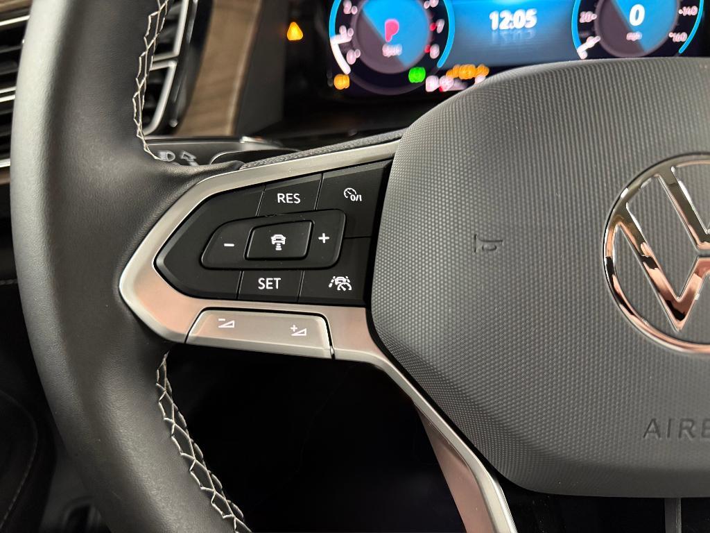 new 2025 Volkswagen Atlas car, priced at $44,282