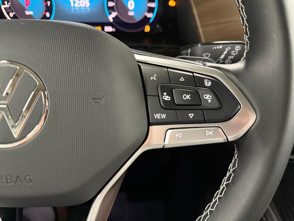 new 2025 Volkswagen Atlas car, priced at $44,282