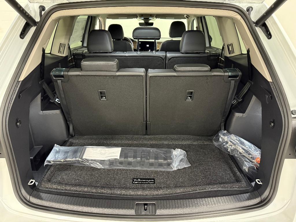 new 2026 Volkswagen Atlas car, priced at $45,584