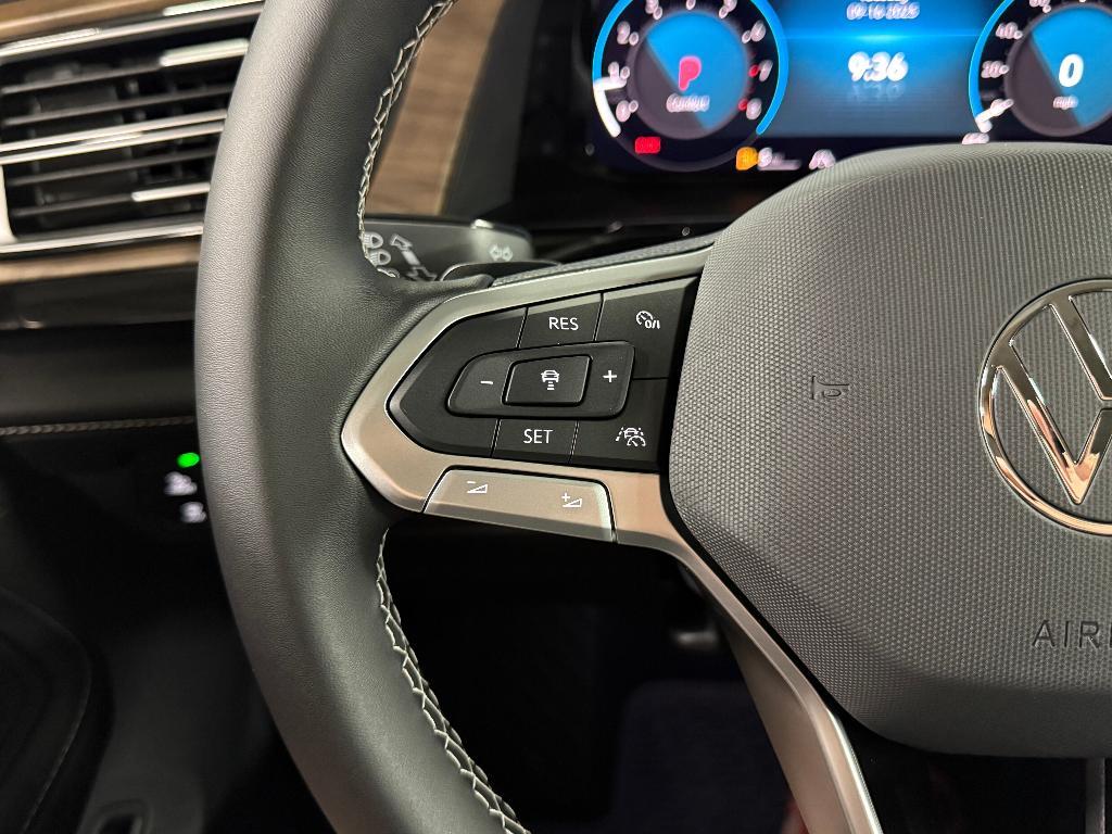 new 2026 Volkswagen Atlas car, priced at $45,584