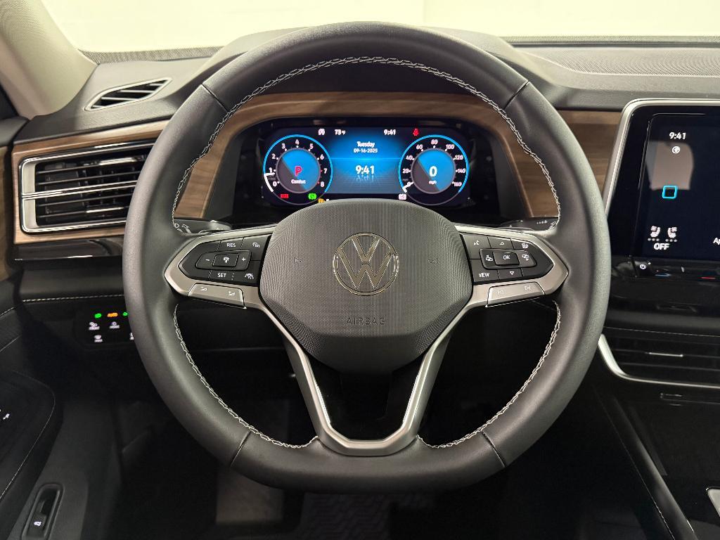 new 2026 Volkswagen Atlas car, priced at $45,584
