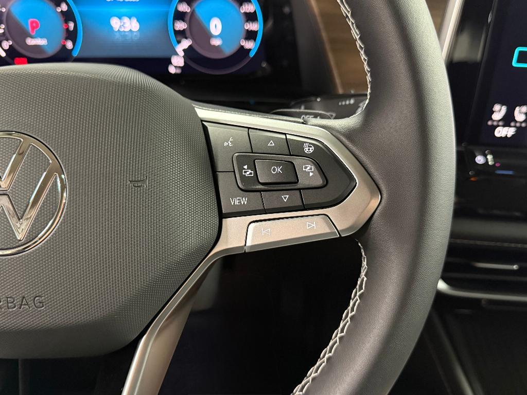 new 2026 Volkswagen Atlas car, priced at $45,584