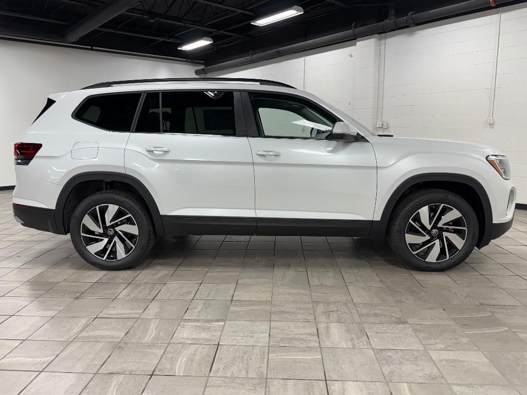 new 2026 Volkswagen Atlas car, priced at $45,584