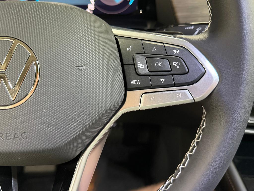 new 2025 Volkswagen Atlas car, priced at $48,156