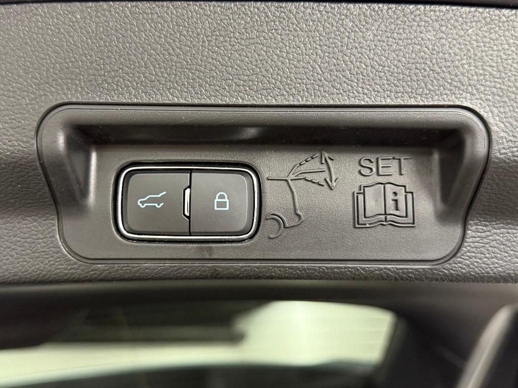 used 2023 Ford Explorer car, priced at $33,500