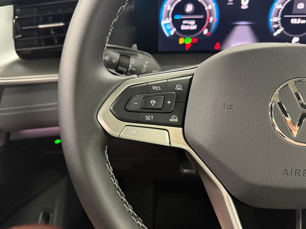 new 2025 Volkswagen Tiguan car, priced at $36,094