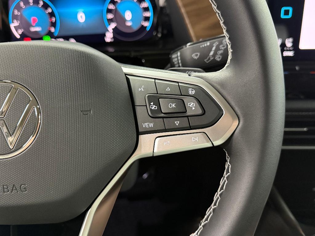 new 2025 Volkswagen Atlas car, priced at $41,235