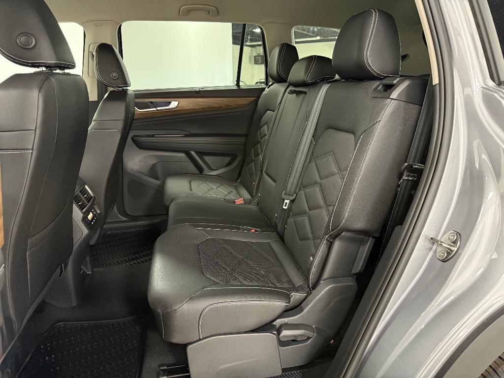 new 2025 Volkswagen Atlas car, priced at $41,235