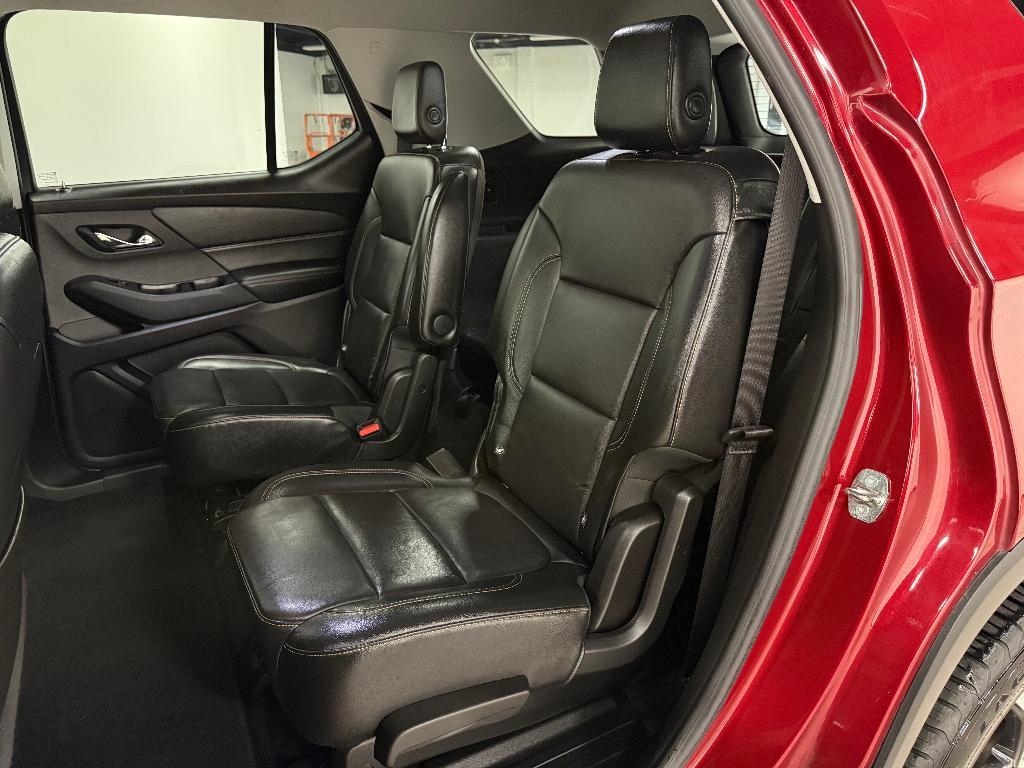 used 2018 Chevrolet Traverse car, priced at $14,000