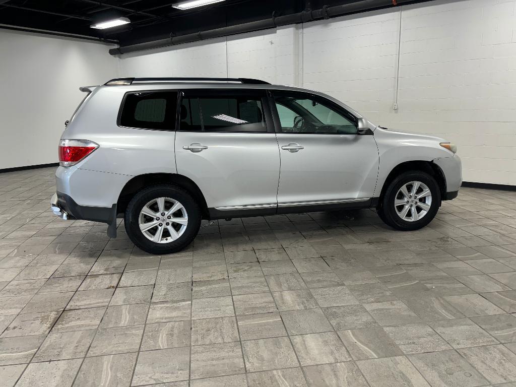 used 2012 Toyota Highlander car, priced at $4,990