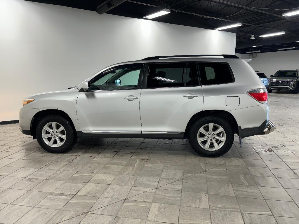 used 2012 Toyota Highlander car, priced at $4,990