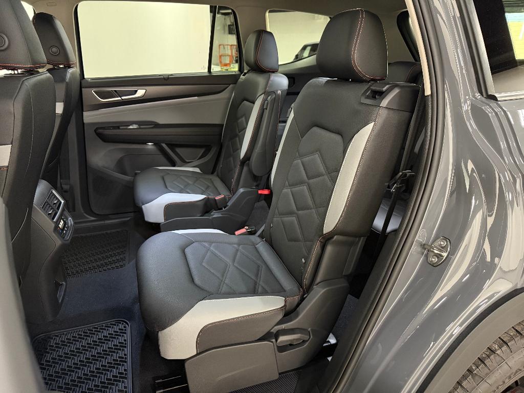 new 2026 Volkswagen Atlas car, priced at $48,982