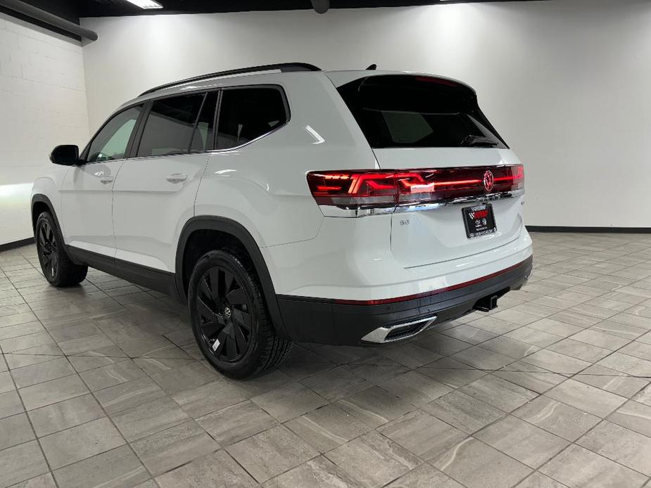 new 2025 Volkswagen Atlas car, priced at $46,757