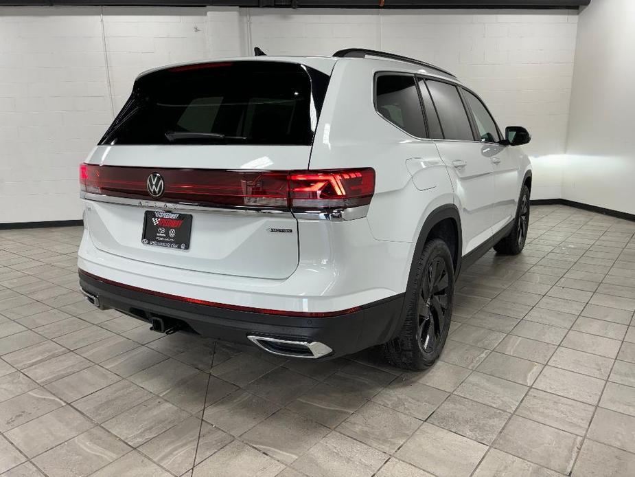 new 2025 Volkswagen Atlas car, priced at $46,757