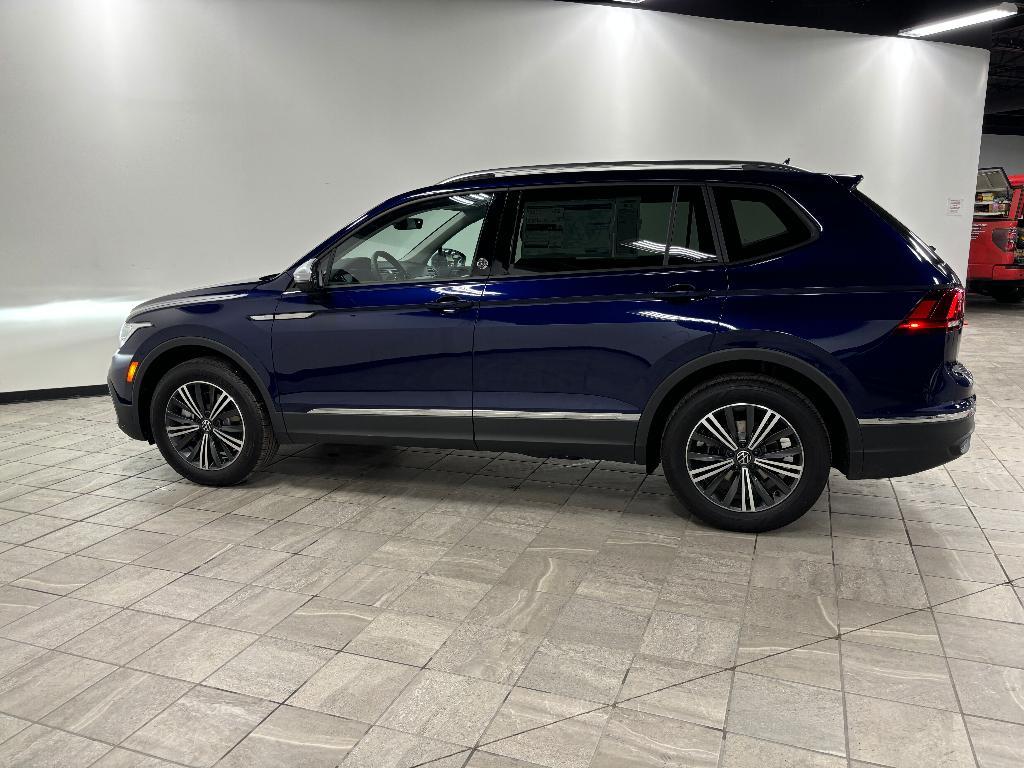 new 2024 Volkswagen Tiguan car, priced at $32,154