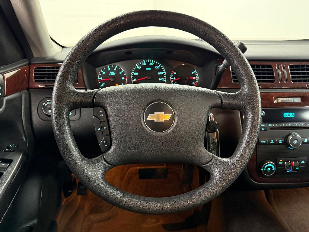 used 2009 Chevrolet Impala car, priced at $4,000
