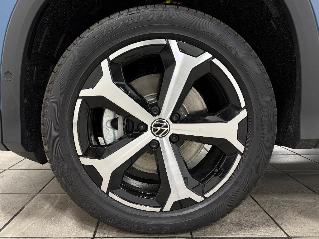 new 2026 Volkswagen Tiguan car, priced at $37,735