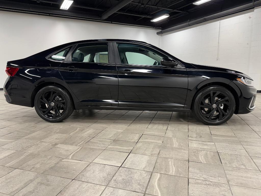 new 2025 Volkswagen Jetta car, priced at $27,573