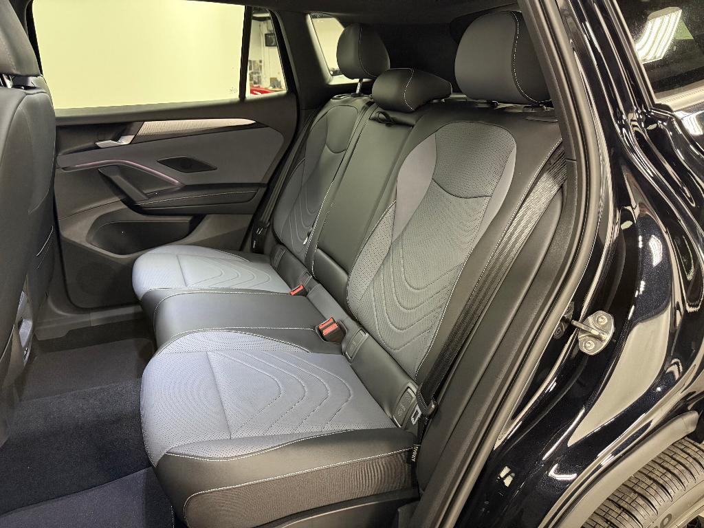 new 2025 Volkswagen Tiguan car, priced at $36,456