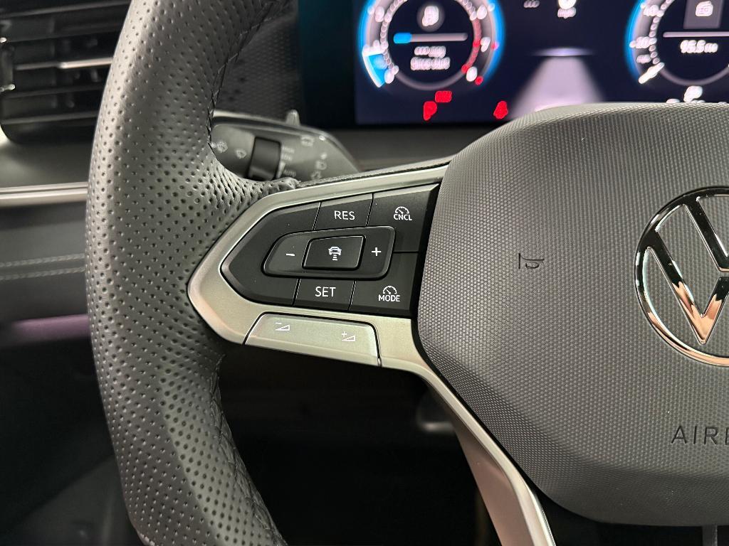 new 2025 Volkswagen Tiguan car, priced at $36,456