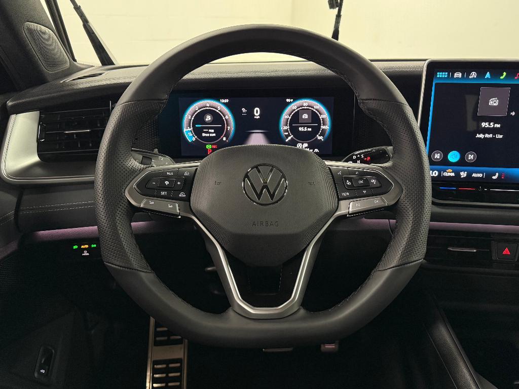 new 2025 Volkswagen Tiguan car, priced at $36,456