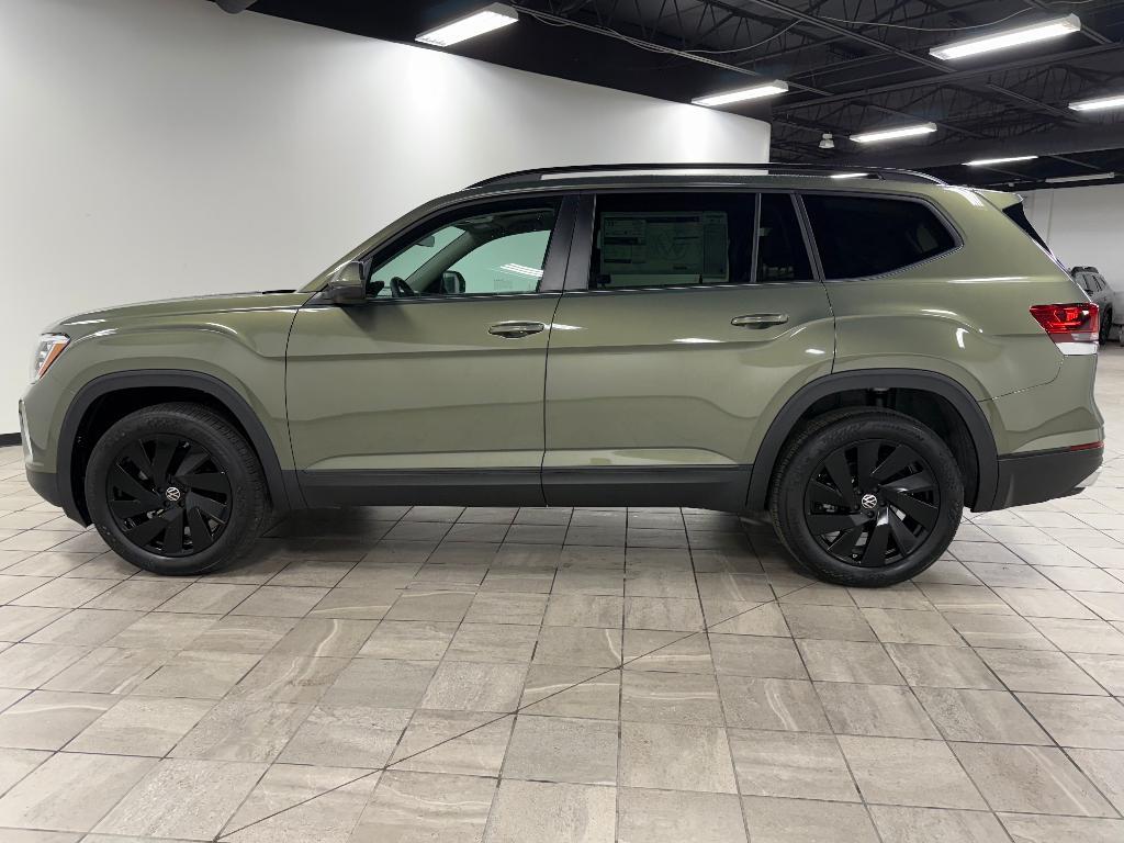 new 2026 Volkswagen Atlas car, priced at $45,375