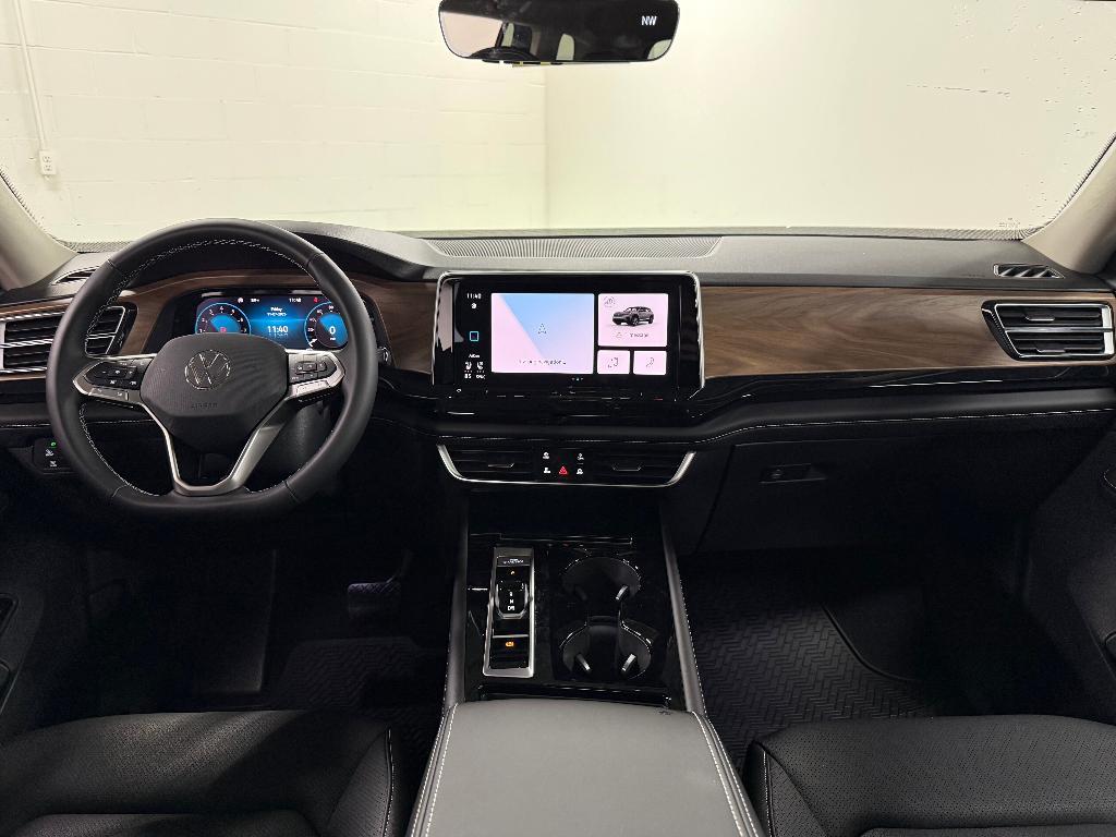 new 2026 Volkswagen Atlas car, priced at $45,375
