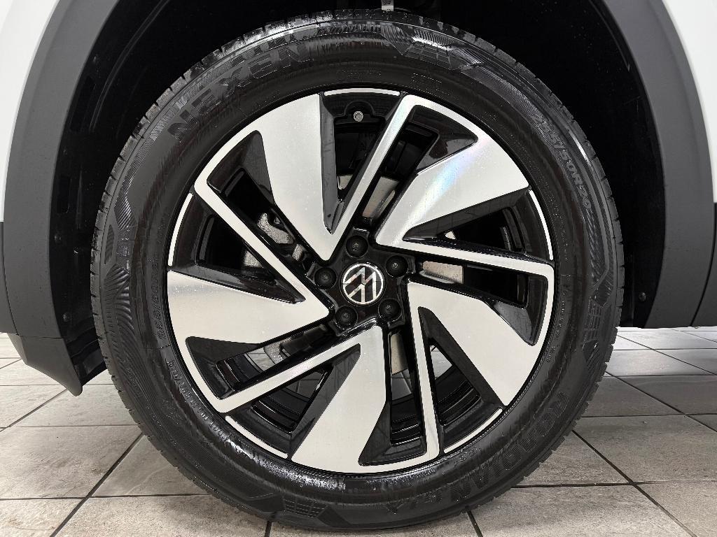 new 2026 Volkswagen Atlas car, priced at $50,193