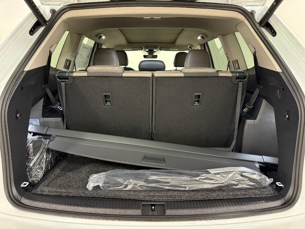 new 2026 Volkswagen Atlas car, priced at $50,193