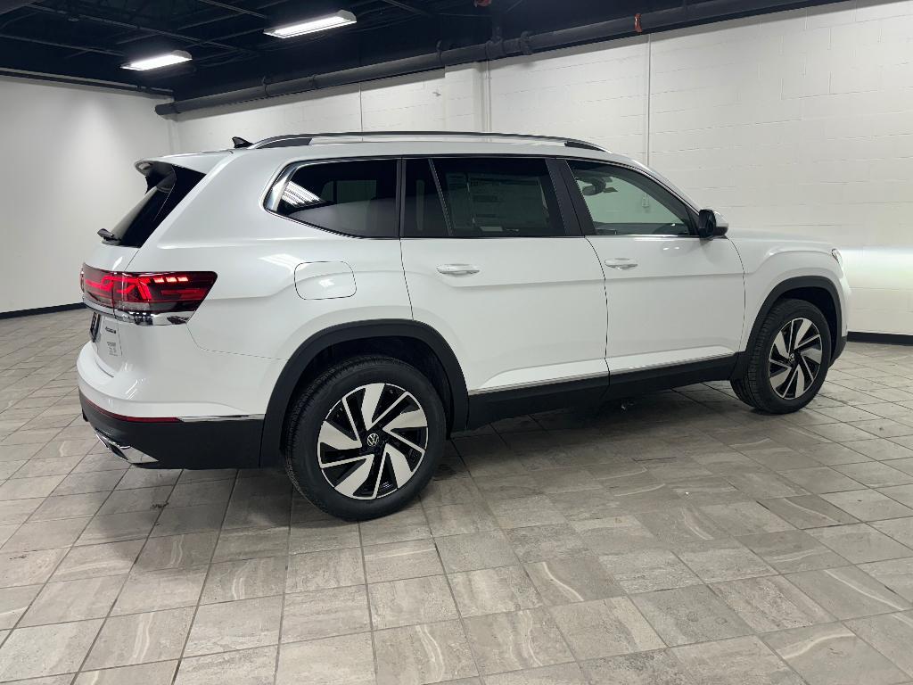 new 2025 Volkswagen Atlas car, priced at $48,368