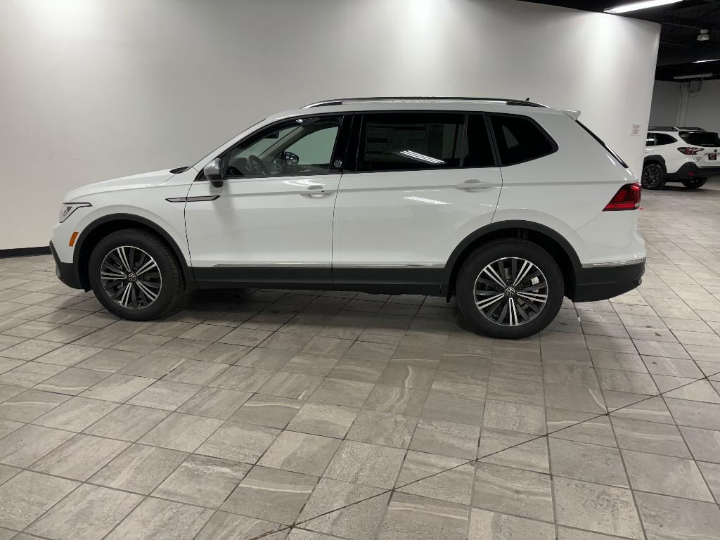 new 2024 Volkswagen Tiguan car, priced at $31,981