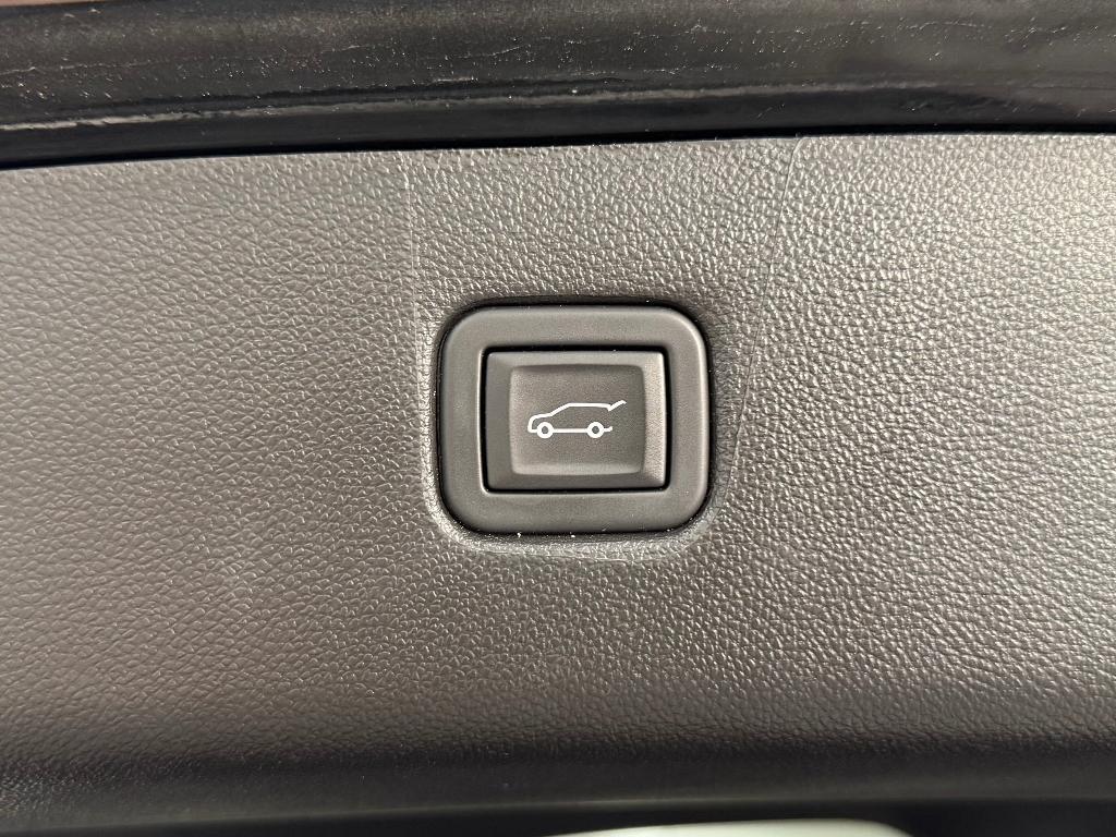 used 2023 Chevrolet Blazer car, priced at $24,700