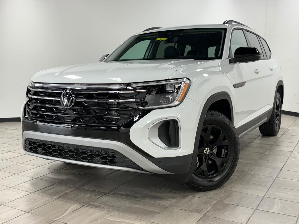 new 2025 Volkswagen Atlas car, priced at $42,510