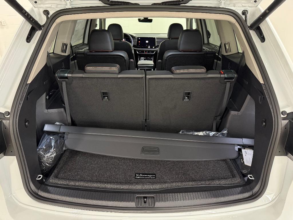 new 2025 Volkswagen Atlas car, priced at $42,510
