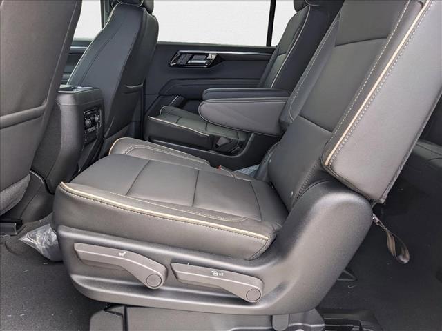 new 2025 Chevrolet Suburban car, priced at $75,674