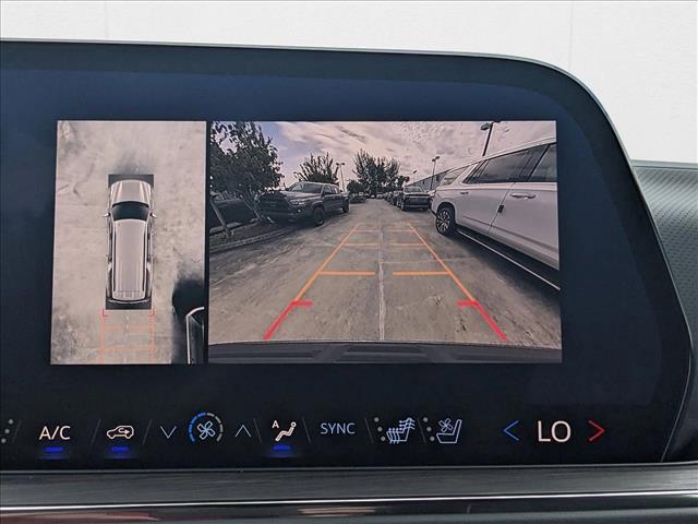 new 2025 Chevrolet Suburban car, priced at $75,674