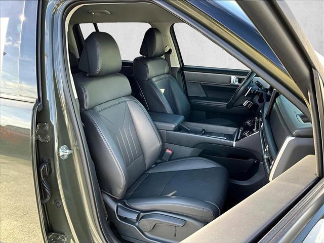 used 2024 Hyundai Santa Fe car, priced at $28,991